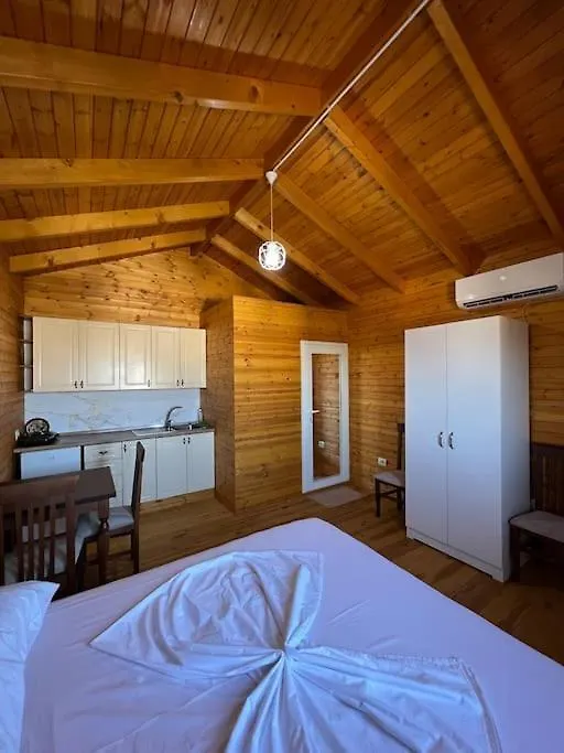 Jupis Chalet-City View Getaway Dıraç 0*,